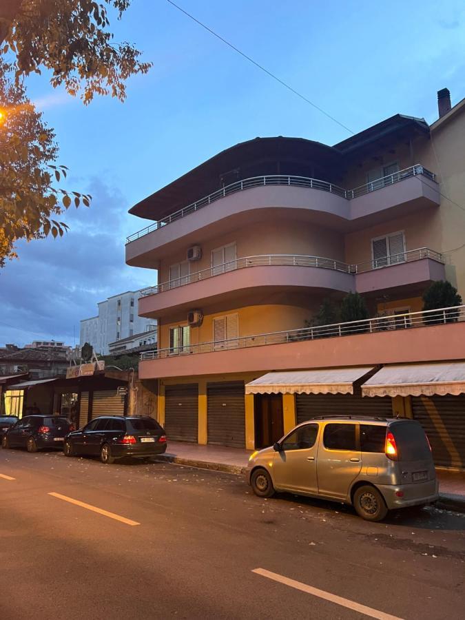 Cozy Room Center Shkodër エクステリア 写真
